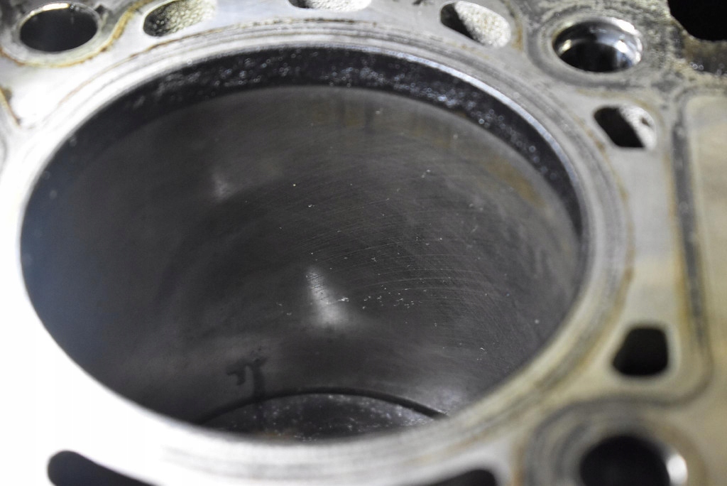 фото №16, Блок dół двигателя wał 781059605 bmw f10 f11 2.0 d 184km 09-13