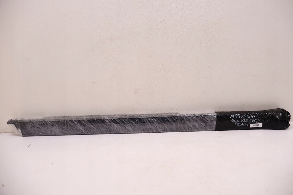 фото №10, Mitsubishi eclipse cross молдинг порог правая 7250a132