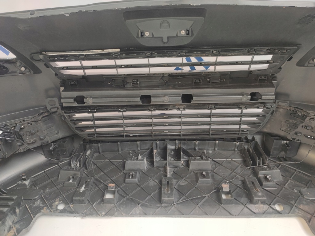 Бампер передній перед peugeot 5008 1 1 протитуманна фара решітка радіатора решітка Зі Шроту