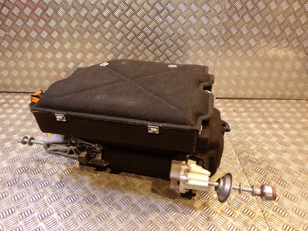 фото №13, Bmw 2 u06 x1 u11 двигатель электрический задняя 170mr 5a770a9 5a4a7d6 4km