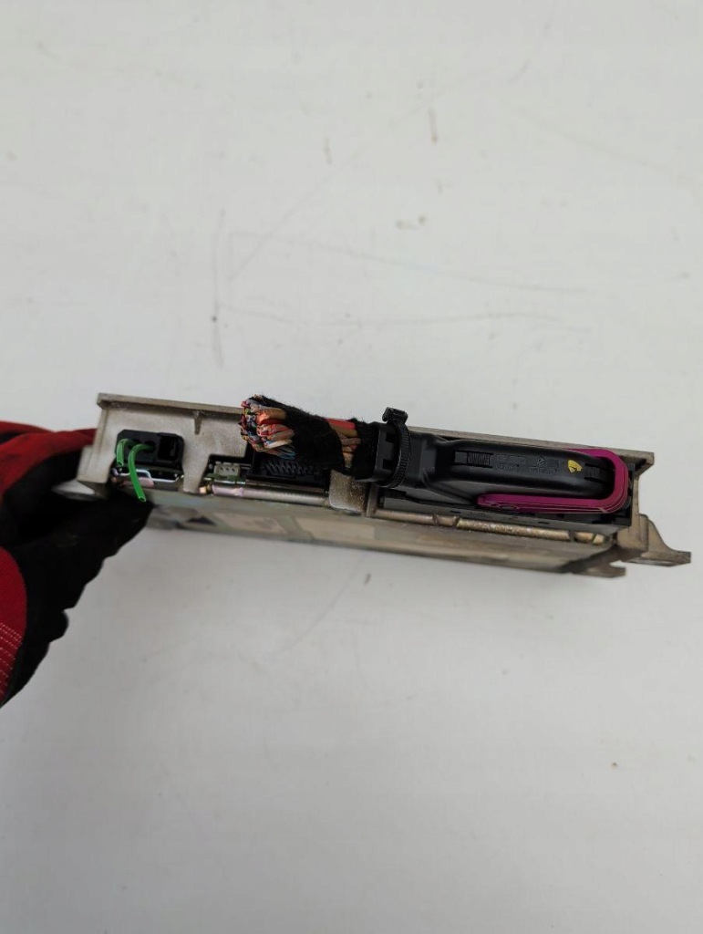 фото №11, Підсилювач bose 971035223h 971035223 porsche panamera 971