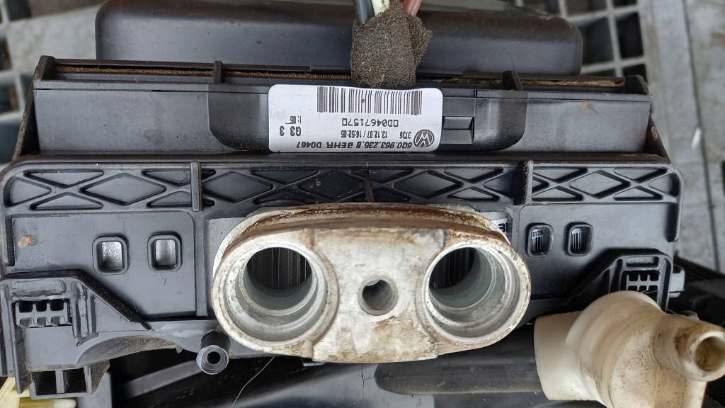 фото №9, Отопитель vw polo iv 08r 1.4d