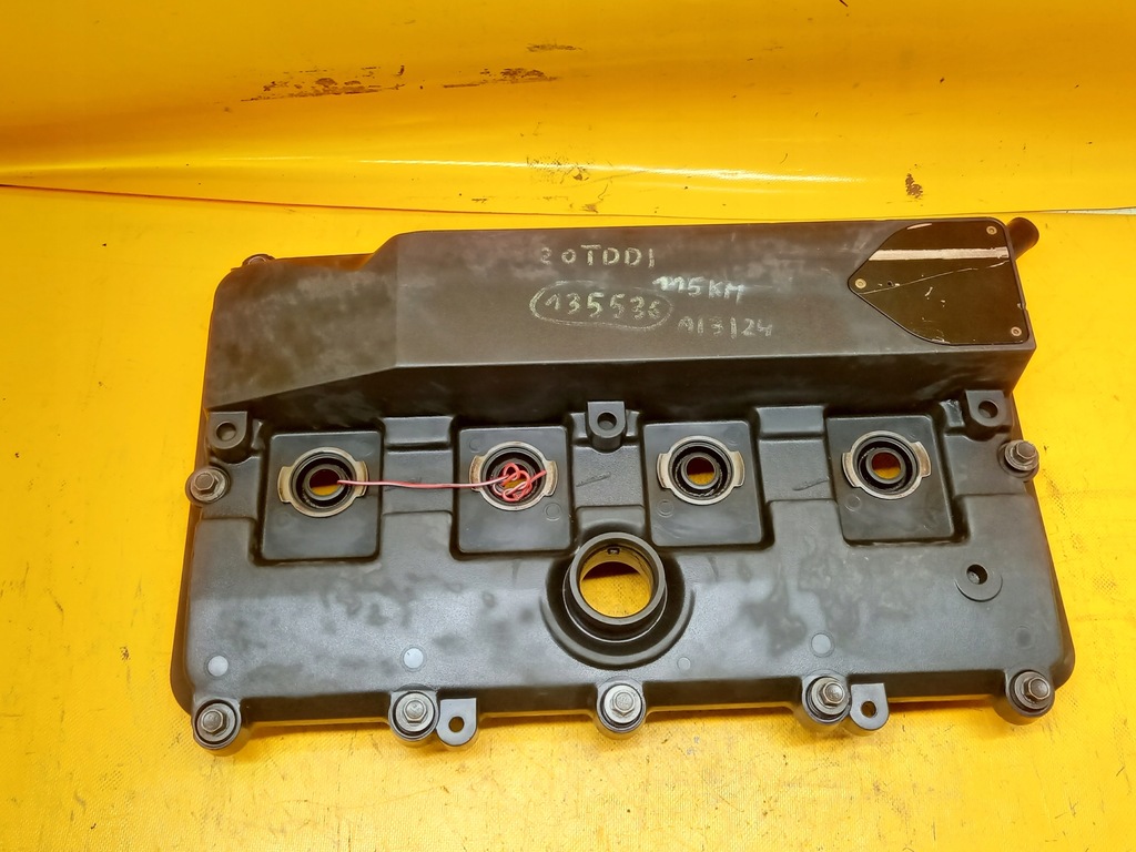 фото №1, Кришка клапанів mondeo mk3 2,0tddi 1c1q6k271ba