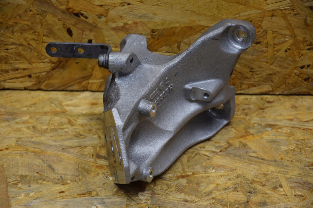 фото №7, Кронштейн кронштейн двигателя правая 4s0199308c левая 420199307h audi r8 4s ii 16-