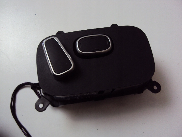 фото №1, Панель сиденье правый задняя range rover vogue 2013-