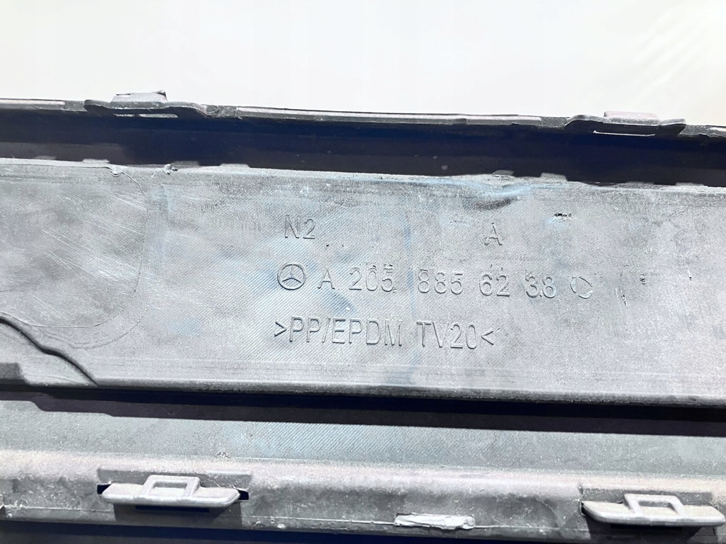 фото №5, Спойлер диффузор бампера задняя mercedes w205 2.2 cdi