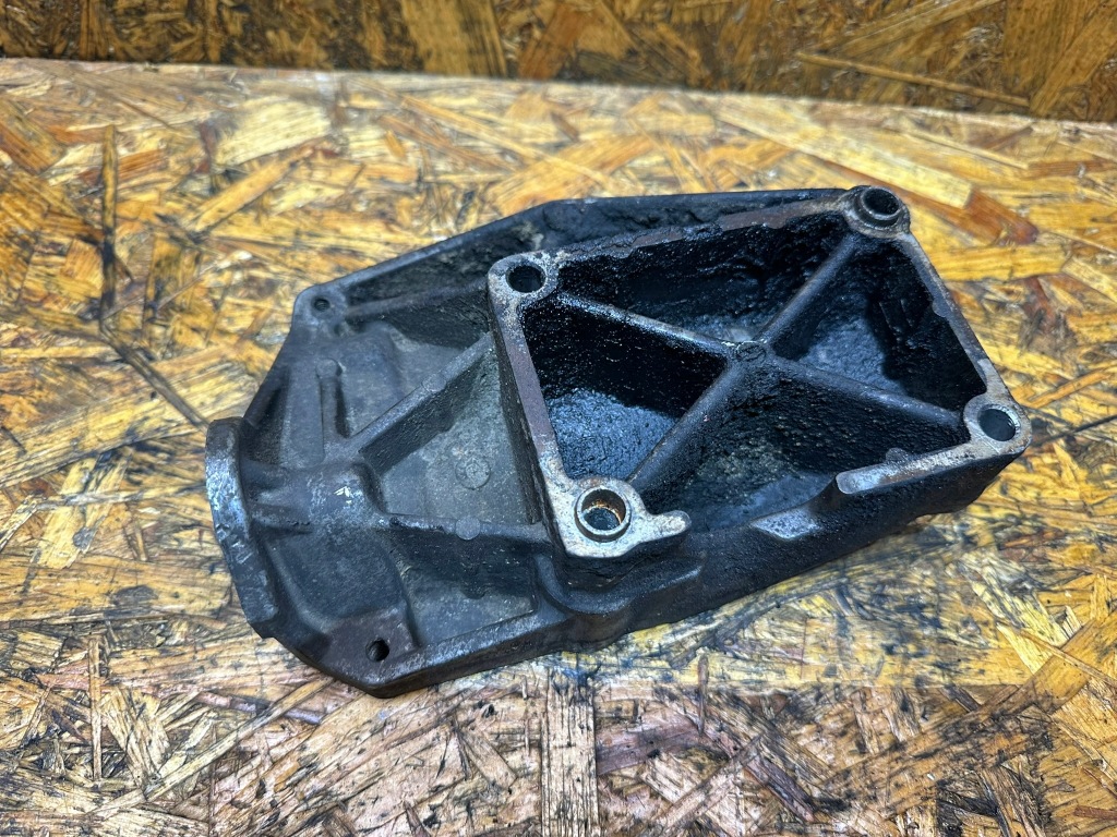 Кронштейн двигателя кронштейн кондиционера ducato 2.3 504004161 с Разборки