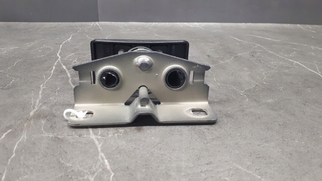 фото №6, Засувка кришки багажника citroen c6