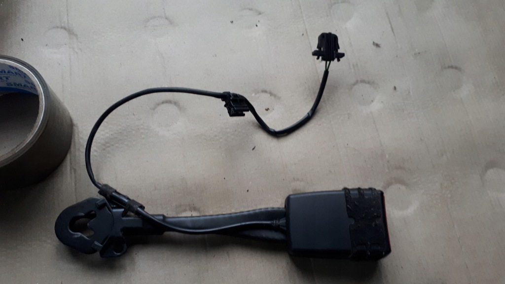 A5 8t a4 b8 клипса поперечина правая левая перед Недорого