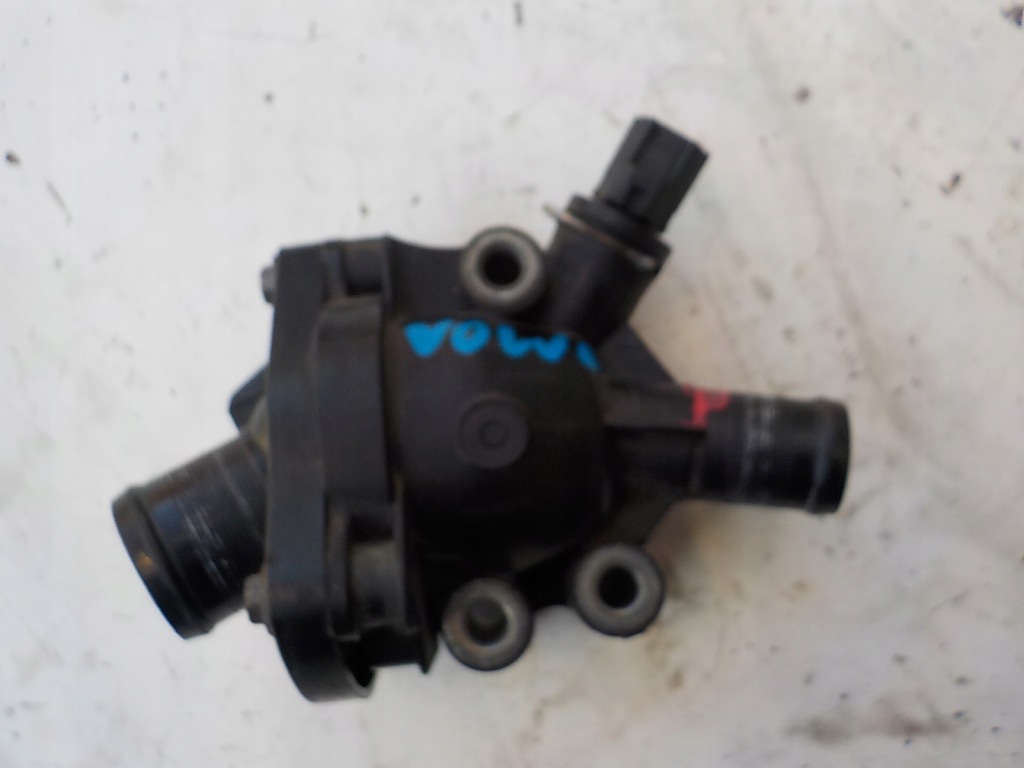 фото №1, Volvo s40 2.4 i b5244s корпус термостата 30650810