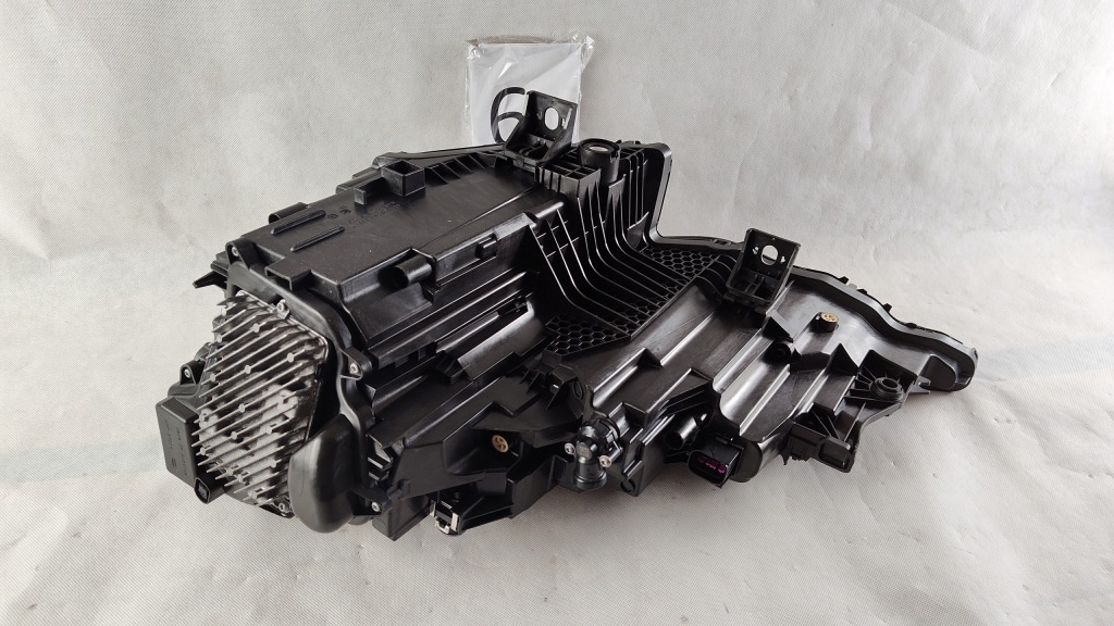 фото №13, Audi q8 lift laser правий лампа права 4m8 full led 4m8941086d