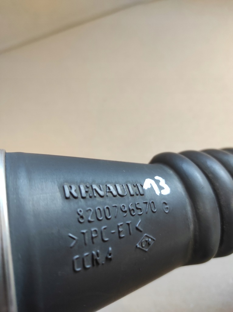фото №10, Труба wąż шланг повітря renault megane iii scenic iii 2.0dci 8200796570