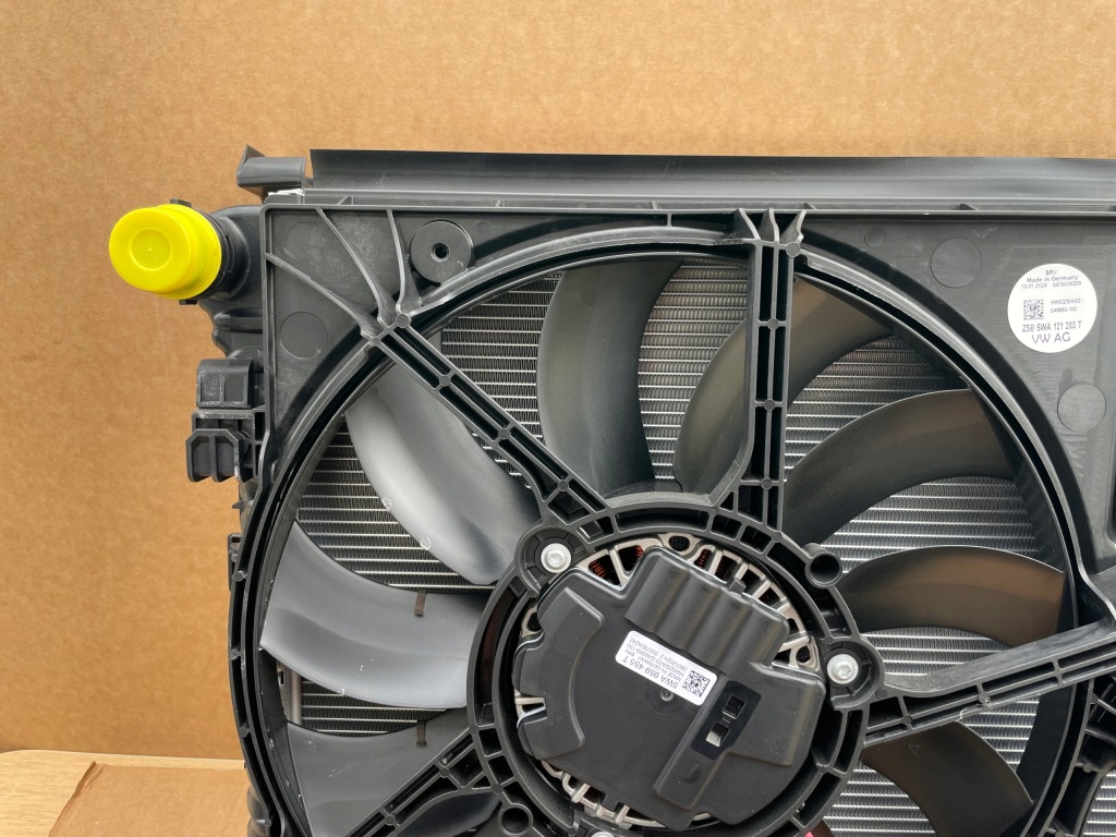 Купить Радиатор вентиляторы vw t7 multivan 2023- 2,0 tdi nowe оригинал