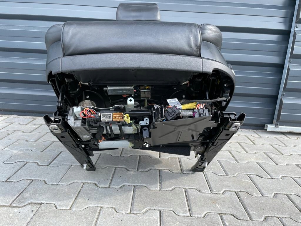 фото №7, Audi a8 d3 сиденье левый водителя кожа память с подогревом