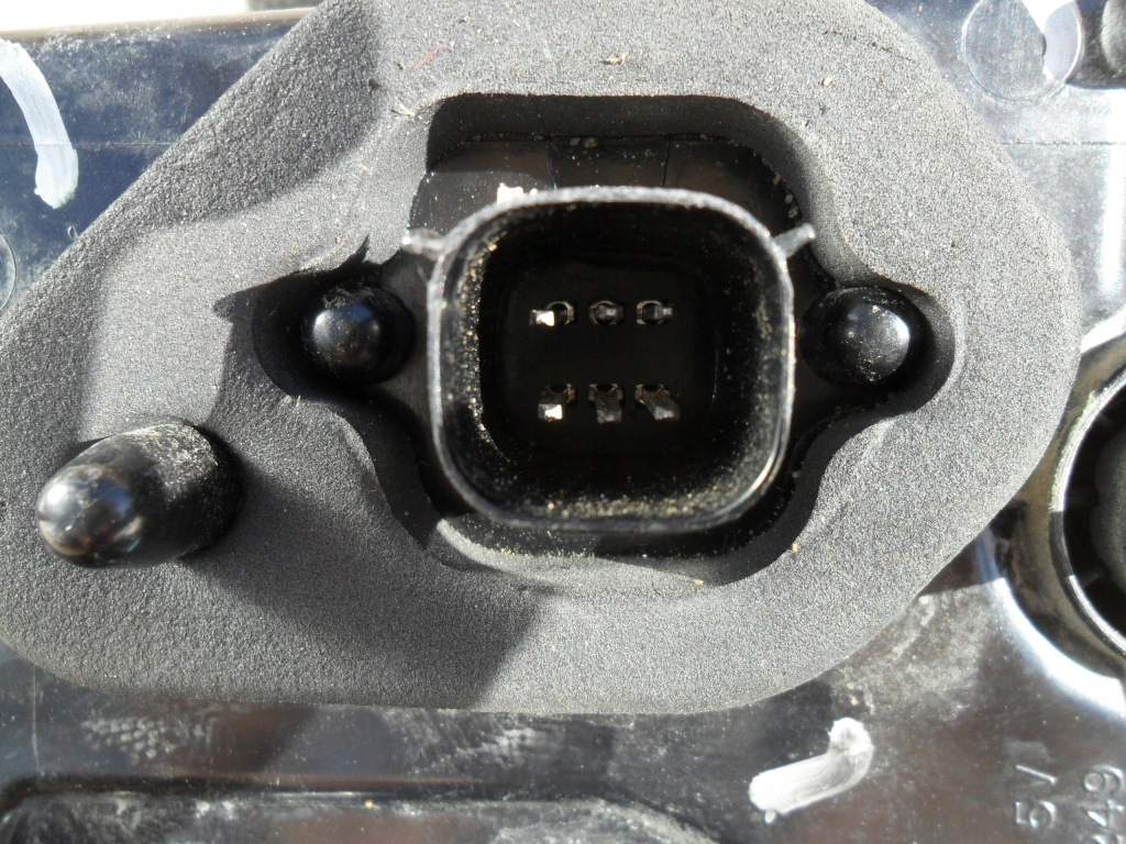 Tesla x фара правый  задний  led 1034335-00-a с Разборки