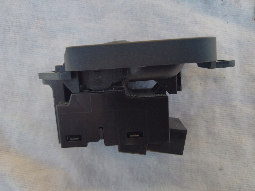 фото №8, Панель керування скло задня v60 s60 ii кнопка