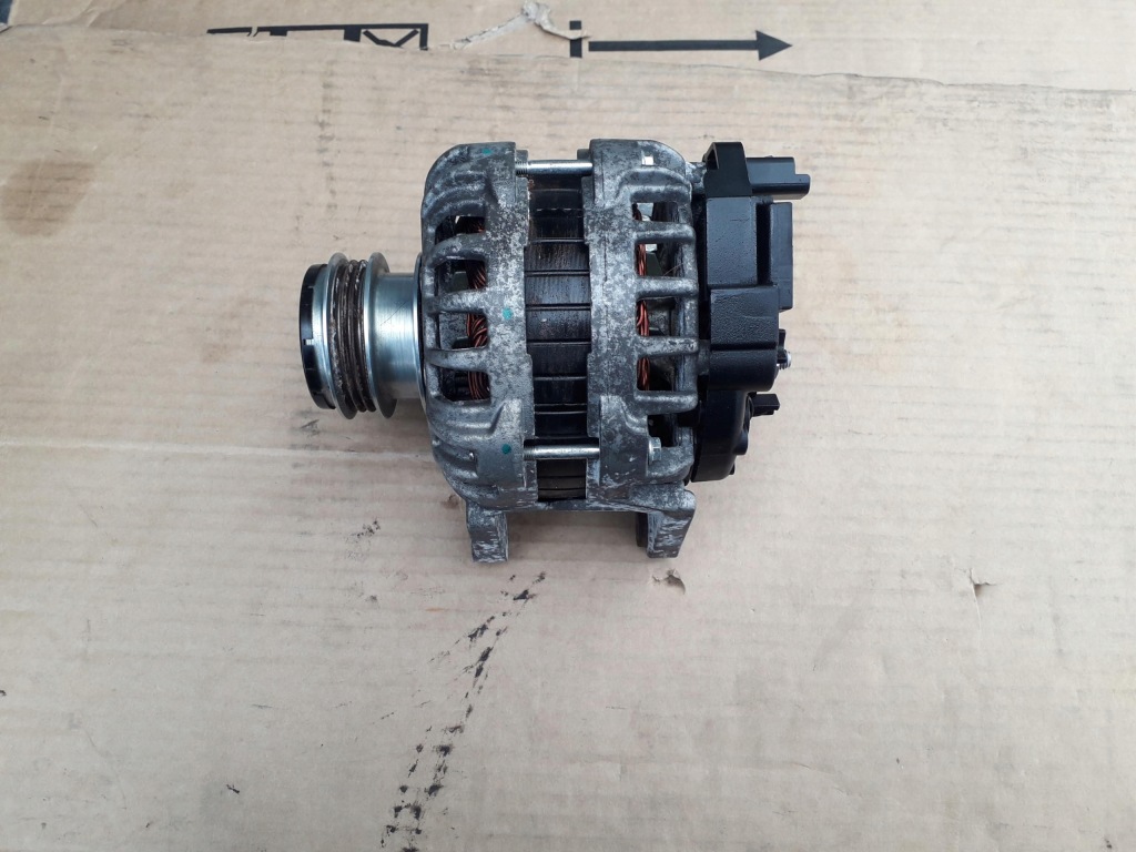 Купить Генератор dacia 1.2 231008386r