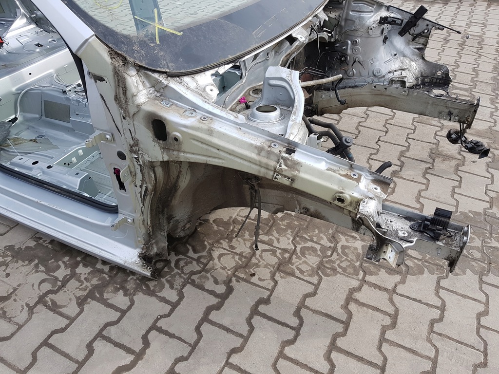 фото №1, Skoda rapid лонжерон четверть правая перед la7w