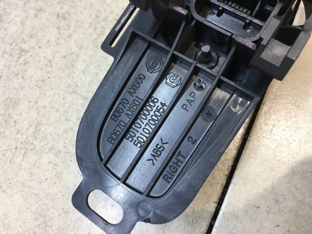 фото №8, Ручка внутренняя комплект nissan micra k12