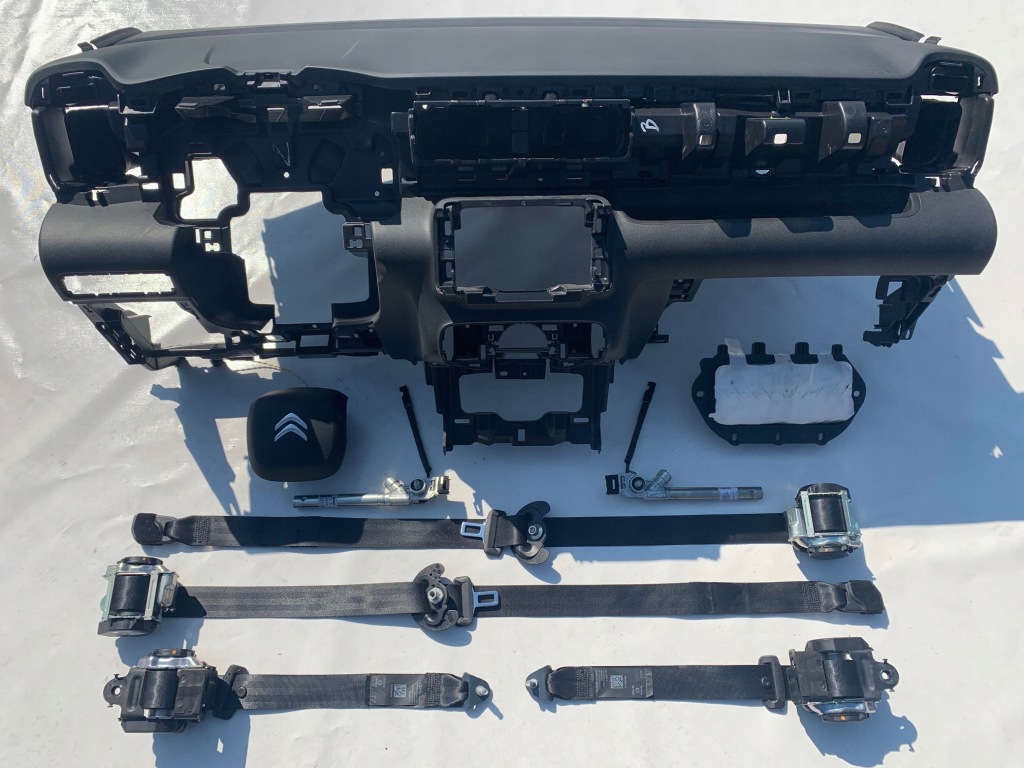 фото №1, Citroen c3 aircross панель приладів панель приладів консоль подушки безпеки