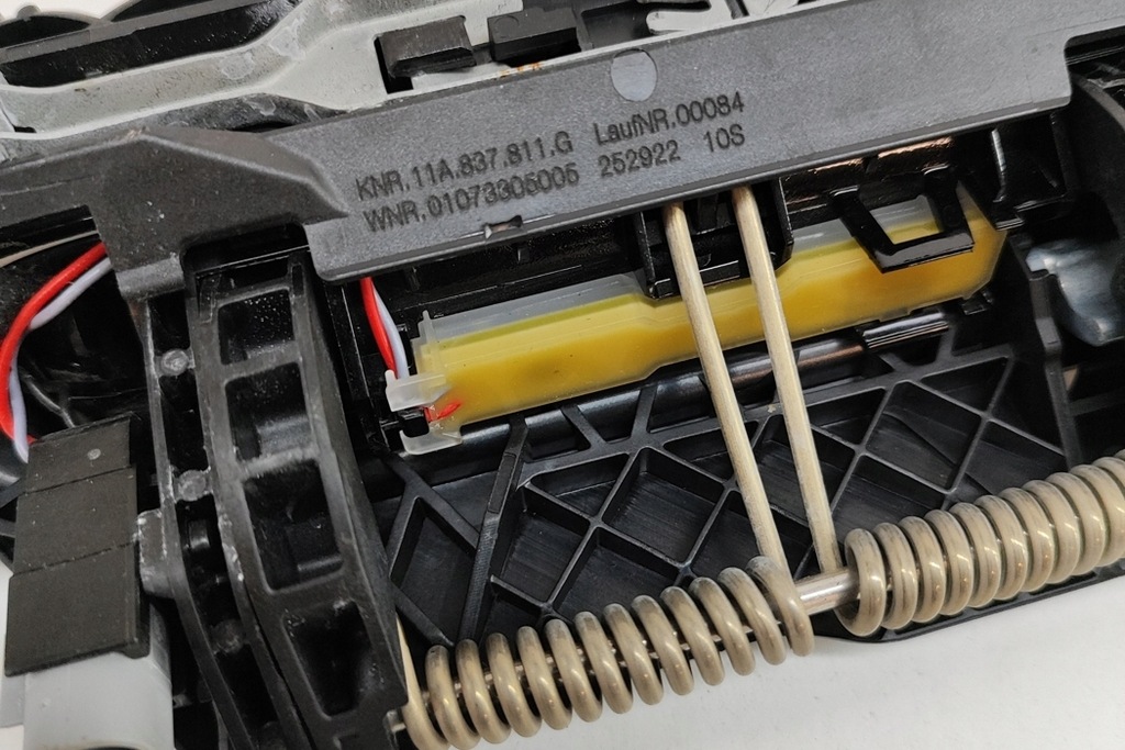 фото №6, Vw id.5 e39 задні ліва двері зовнішня ручка 11a837811g 11a837205bc elekt