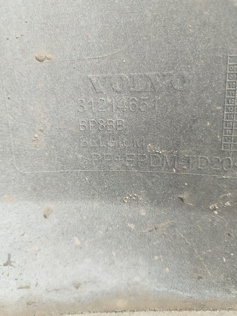 фото №16, Бампер задня задній r-design volvo c30 lift 2010-2012 колір 614-46