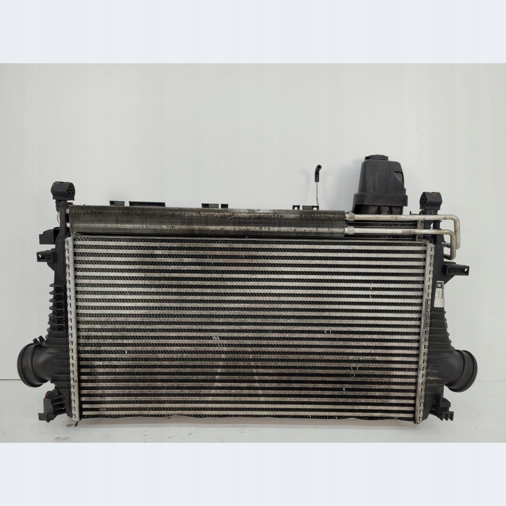 Купить Opel оригинальный номер 13241751 радиатор, система охлаждение двигателя