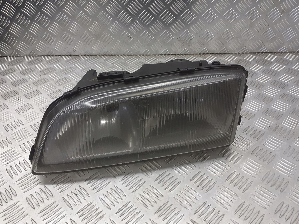 фото №1, Лампа левая передняя volvo v70 ii 2.5 tdi europa