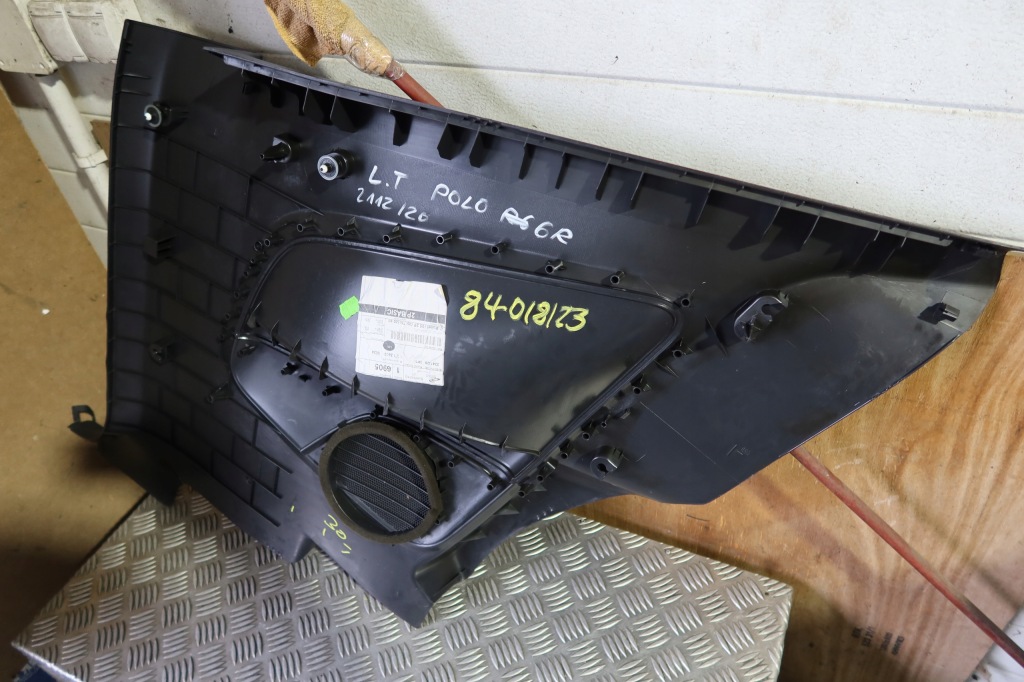 фото №14, Обивка левый задняя 3 дверь polo 6r 6r3867043