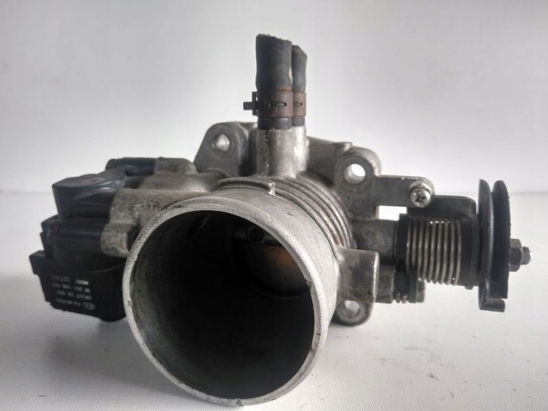 фото №1, Дроссельная заслонка kia shuma carens