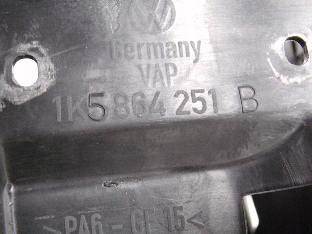 фото №11, Подлокотник регулируемый 1k5864251b vw golf v jetta 1k5 оригинал