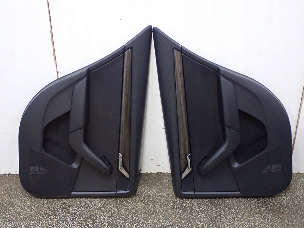 фото №12, Комплект сидений 4xboczek туннель eu заднее сиденье skoda octavia 3 iii 5e scout подогрев