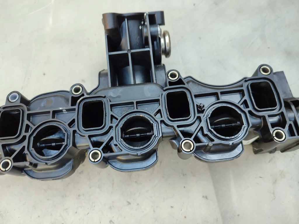 фото №9, Volkswagen оригинальный номер 03l129711b коллектор всасывающий