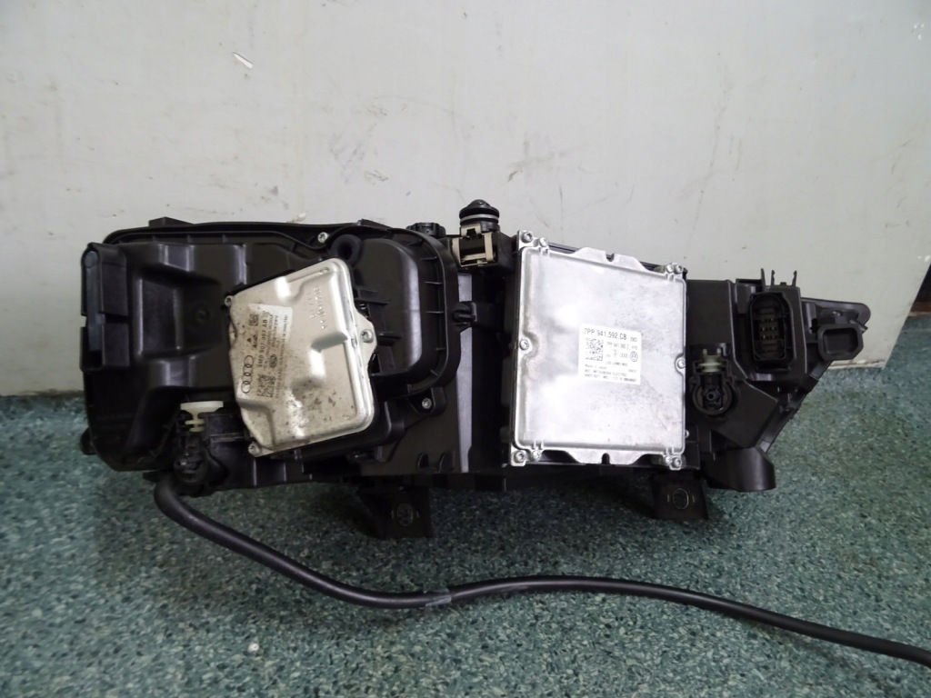 Audi q7 4m 4m0 фары передние full led matrix 4m0941035 4m0941036 Доставка