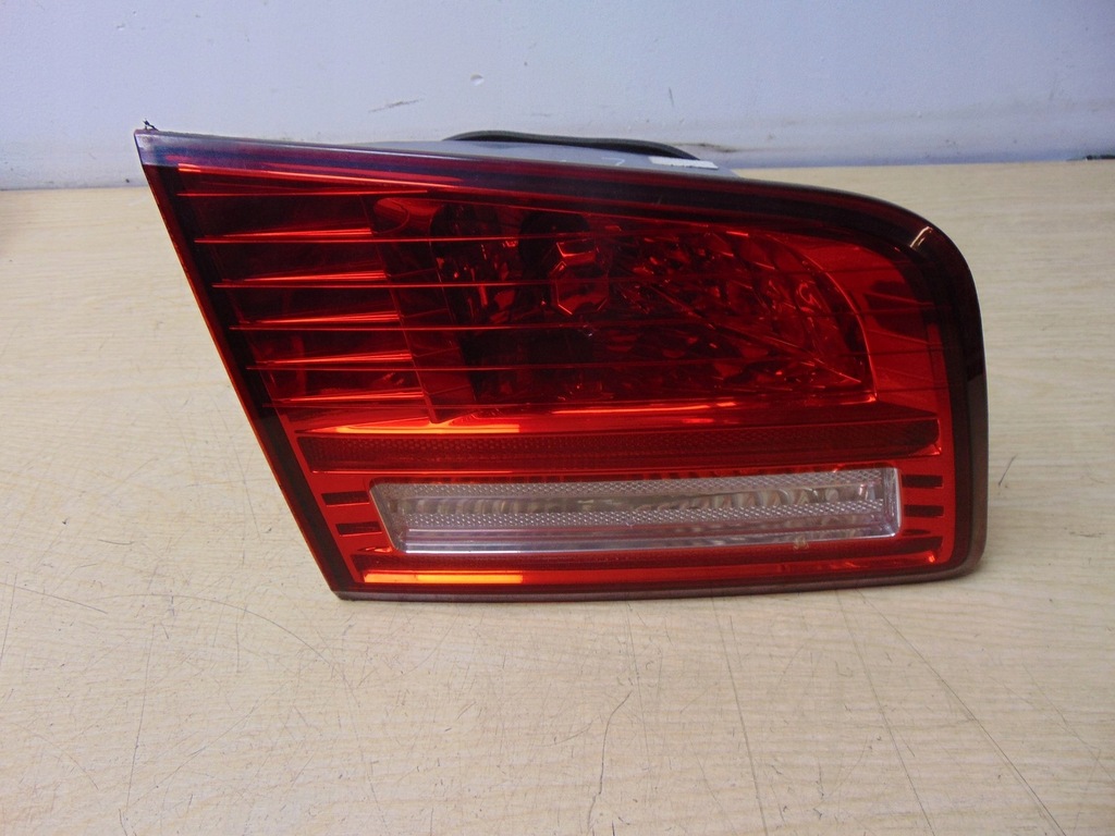 фото №1, Лампа левая задняя w крышка kia magentis ii europa