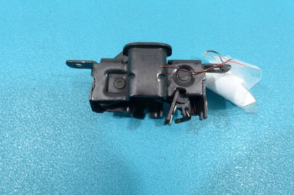 фото №2, Замок капот левый mercedes s w221 05-13