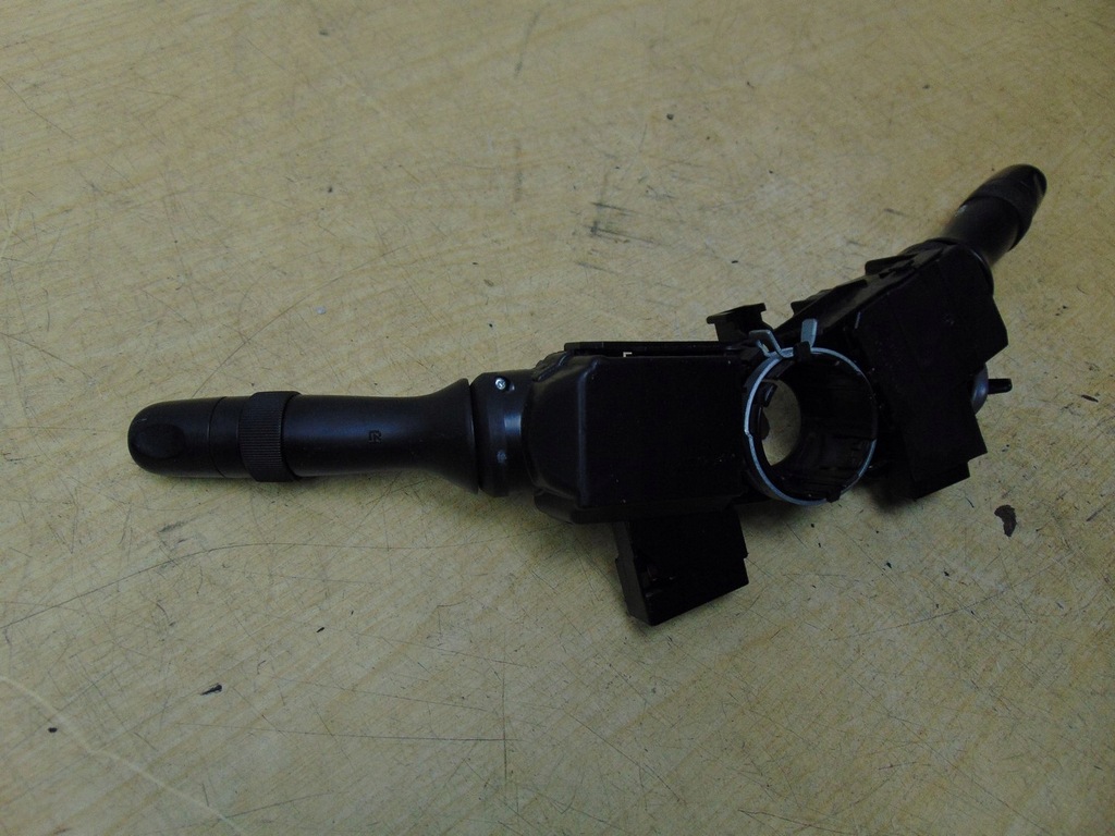 фото №10, Переключатель комбинированный toyota avensis t27