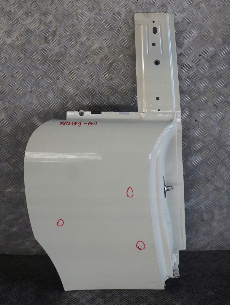 фото №1, Mini r55 clubman дверь правое боковой pepper white