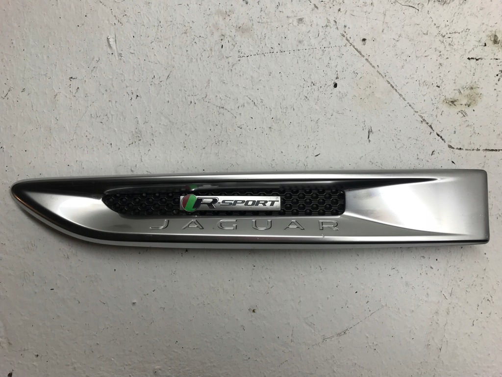 фото №1, Jaguar xe x760 r-sport молдинг крыла левый перед хром
