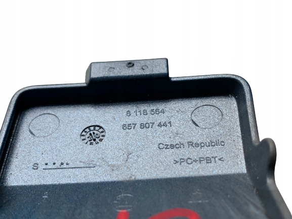 фото №3, Skoda scala 19- заглушка бампера фаркоп задняя