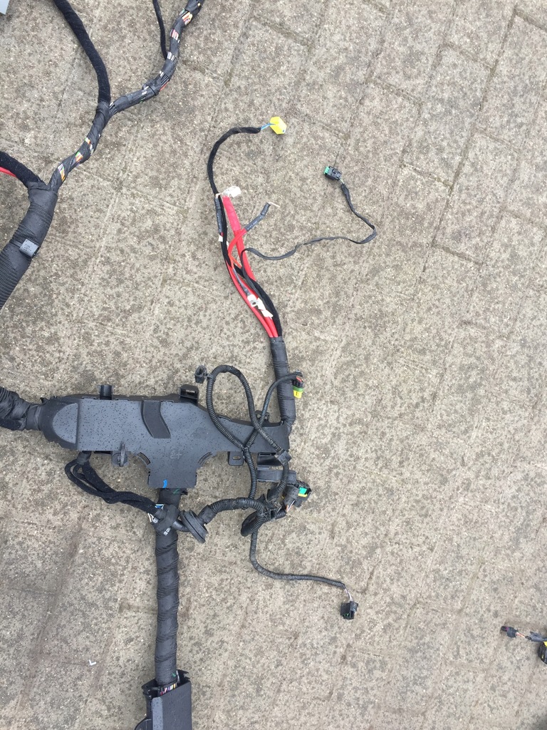 фото №9, Электропроводка салона салонная alfa romeo stelvio бензин