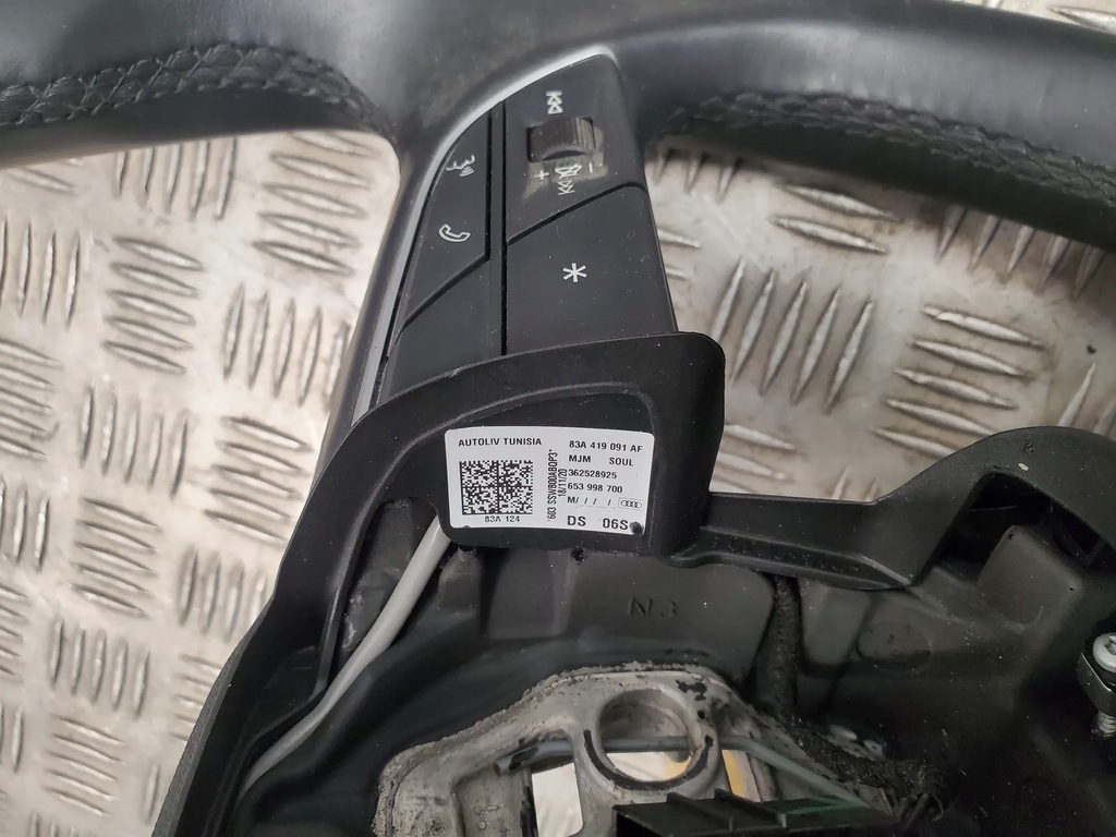 фото №6, Audi q3 f3 83a419091af перед сторона левая руль