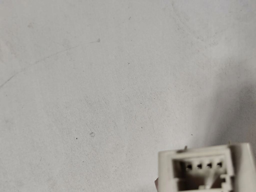 фото №7, Vw passat b8 kombi задняя правая лампа освещение кабины led панорама