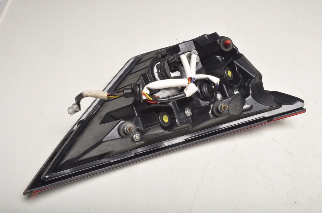 фото №6, Nissan x-trail iv t33 лампа правая задняя w крышка