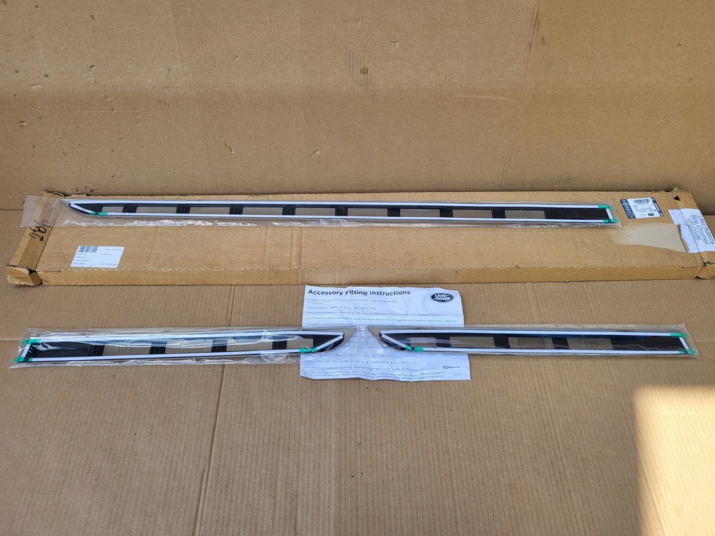 фото №3, Land rover discovery v l462 молдинг дверь перед задняя nowe oryg!