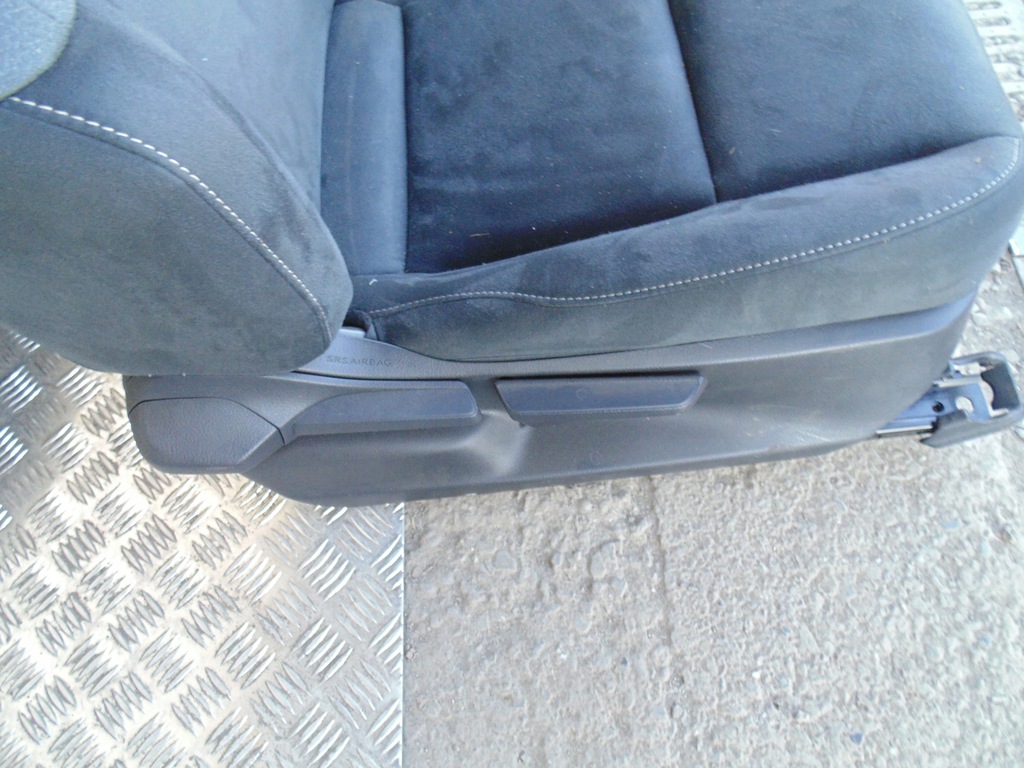 фото №9, Сиденья заднее сиденье середина lexus ux ux200 ux250h ux 250h