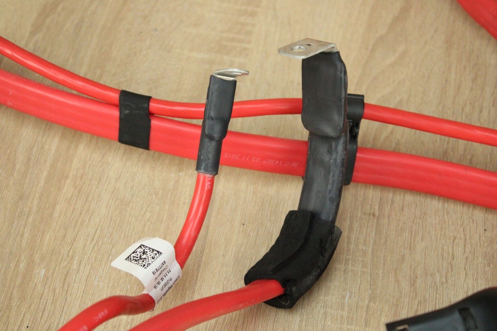 Оригинальная жгут провода плюсовой аккумулятор audi a6 c7 4g0971225g 72km с Разборки