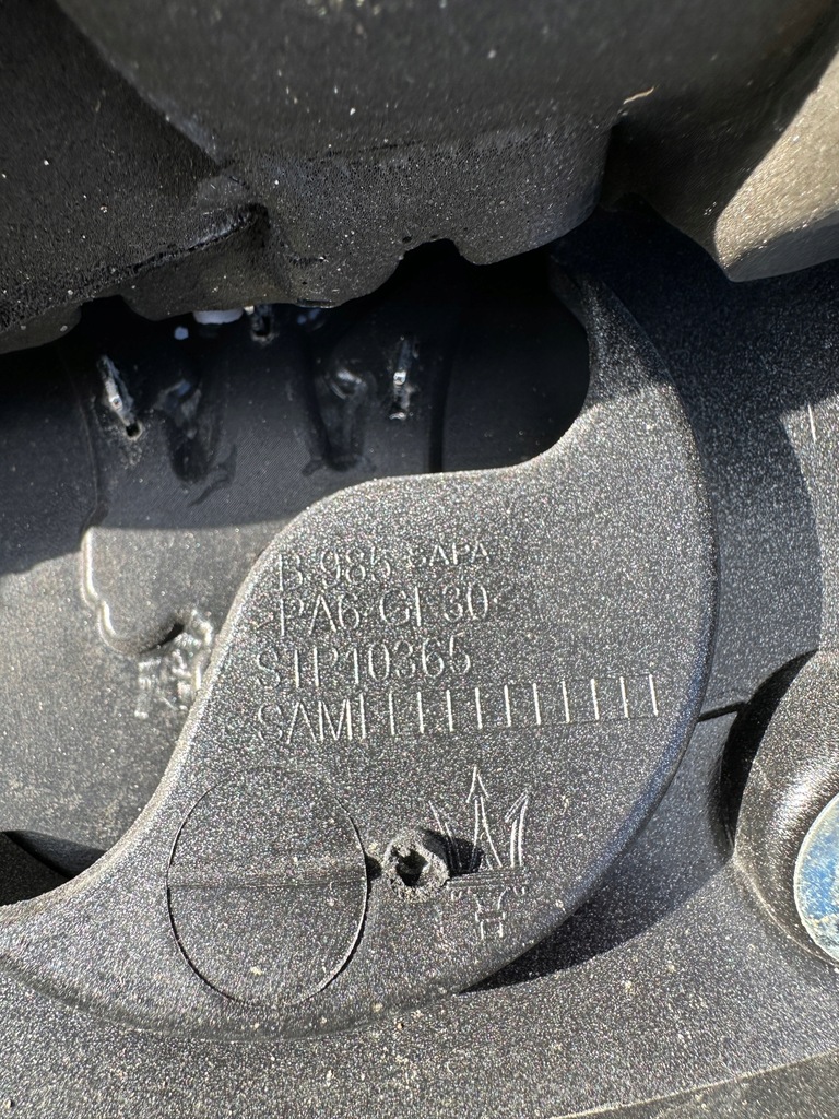 фото №6, Maserati levante 3.0v6 крышка двигателя 670003410