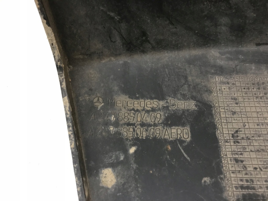 Mercedes b w247 заглушка бампера заднего левого a2478850409 a2478850609 Киев