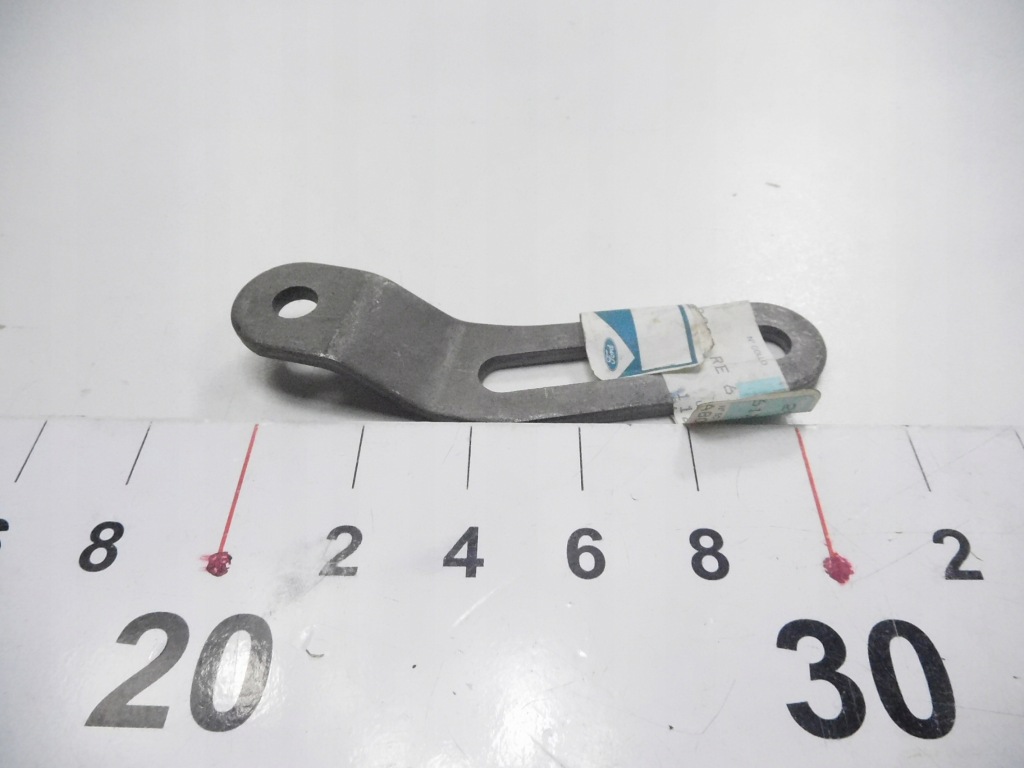 Держатель регулировки генератора ford fiesta escort оригинальный номер 6179809 Недорого